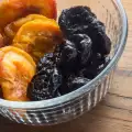 Storing Dried Fruits