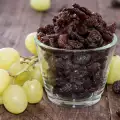 How to Dry Grapes