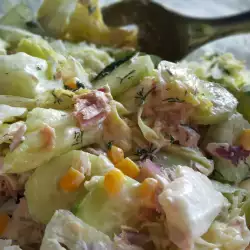 Iceberg Salad with Tuna