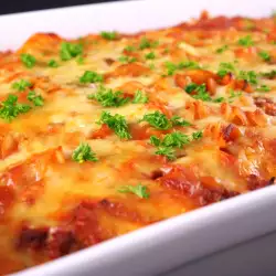 Macaroni Lasagna with Minced Meat and Cream