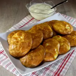 Quick Feta Cheese Buns without Kneading