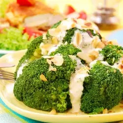 Broccoli with Blue Cheese and Nuts