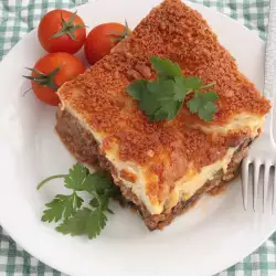 Easy Moussaka with Potatoes and Zucchini