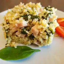 Bulgur with Spinach and Chicken