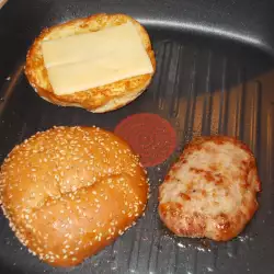 Burgers with Lamb Meatballs and Caramelized Onions