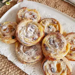 Puff Pastry Snails with Custard and Raisins