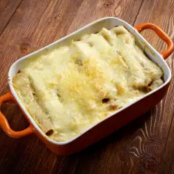 Cannelloni with Veal Mince and Bechamel Sauce