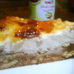Cheesecake with Walnuts, Apple and Cinnamon Jam