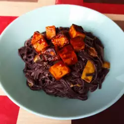 Black Rice Noodles with Tofu