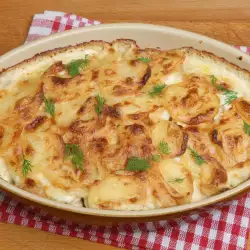 South American-Style Potatoes with Ham