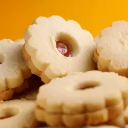 Honey Biscuits with Marmalade
