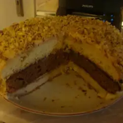 Triple Layer Cake with Homemade Cream