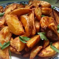 Country-Style Homemade Potatoes