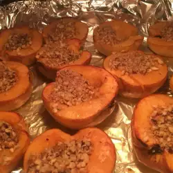 Baked Quinces with Honey and Walnuts