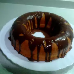 Sponge Cake with Chocolate Glaze