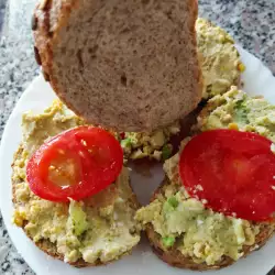Avocado and Eggs Sandwich