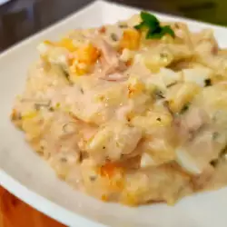 Egg Salad with Potatoes and Mayonnaise
