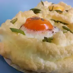 Airy Eggs Sunny Side Up