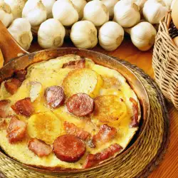 Fried Sausage with Eggs