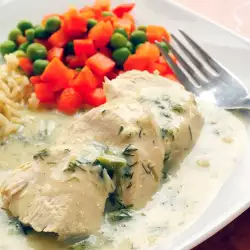 Chicken Fillets with White Sauce and Wine