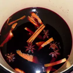 Mulled Wine with Fruits