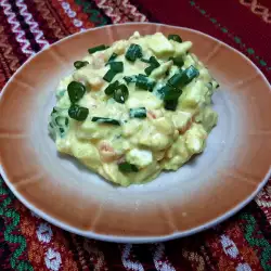 Country-Style Potato Salad with Mayonnaise