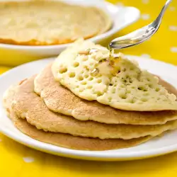 Pancakes with Yeast