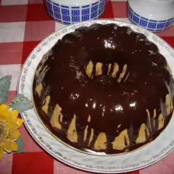 Fragrant Cake with Chocolate Glaze