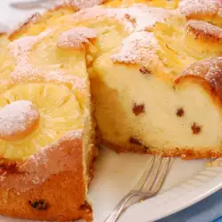 Walnut Cake with Pineapple