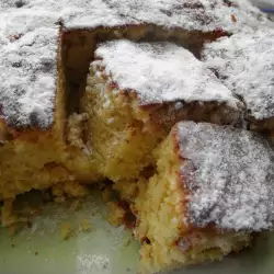 Cake with Cinnamon and Jam