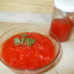Homemade Carrot and Beetroot Ketchup