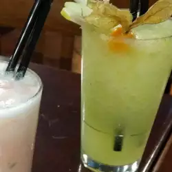 Kamikaze Cocktail with Green Apple
