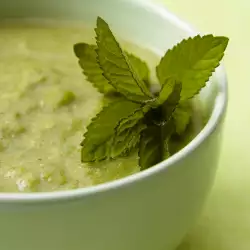 Cream Soup with Potatoes and Nettle