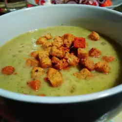 Cream Soup with Broccoli and Potatoes
