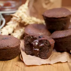 Chocolate Muffins with Liquid Insides