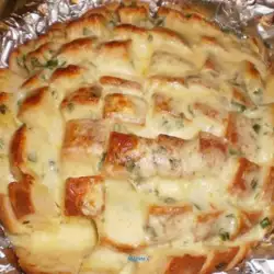 Onion-Garlic Bread with Cheese