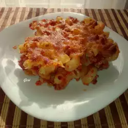 Macaroni with Minced Meat and Cheese