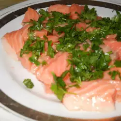 Marinated Salmon with Parsley