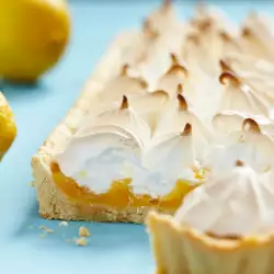 French Lemon Pie with Meringue Topping