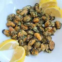 Pan-Fried Mussels Dill and Garlic