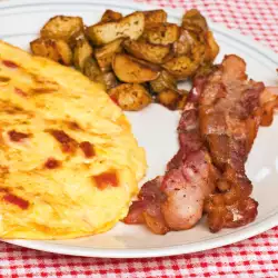 Omelette with Onions and Bacon