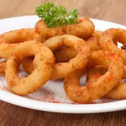 Onion Rings with Basil