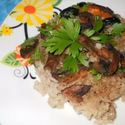 Oven-Baked Rice with Mushrooms and Olives