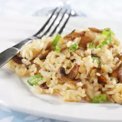Oven-Baked Mushrooms with Rice