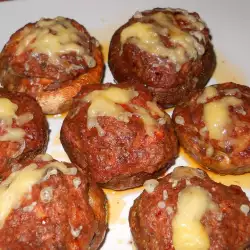 Stuffed Mushrooms with Mince and Cheese