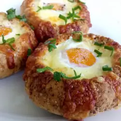 Little Stuffed Bread Buns with Eggs