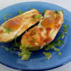 Stuffed Zucchini with Eggs