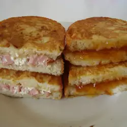 Fried Toast with Ham and Feta Filling