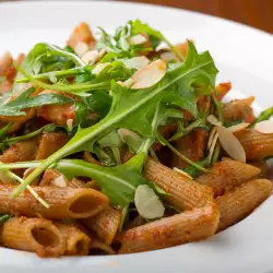 Penne with Tomatoes and Arugula
