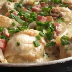 Chicken Drumsticks with Bacon and Cream